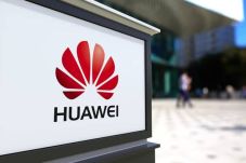 Huawei Fokus Bertahan...