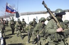 Tentara AS dan Rusia...