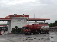 Terkepung Genangan,...