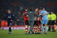 Southampton Hentikan...