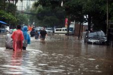 Banjir Mulai Surut,...