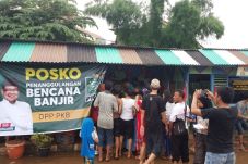 Dapur Umum PKB Salurkan...