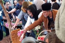 Hujan Akhiri Proses...