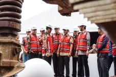 Properti Tumbuh, Adhi...