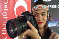 Canon Rilis EOS 1D X...