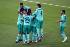 Pesta Gol ke Gawang...