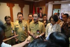 Kemendagri Gelar Rapat...