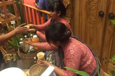 Jamu Mbak Cantik Ini...