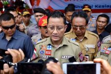 Kemensos Tebar Rp15...
