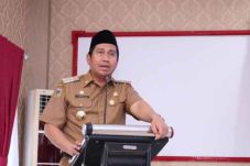 Dapat Penghargaan, Herwin...