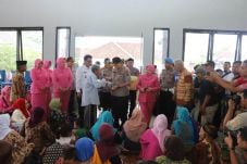 2.700 Warga Demak Mengungsi,...