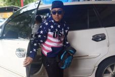 Ayah Tiri Artis Rizky...