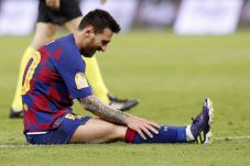 Messi Lelah Jadi Tulang...