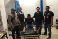 Selundupkan Sabu Dalam...