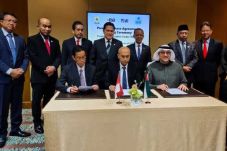Investor Uni Emirat...