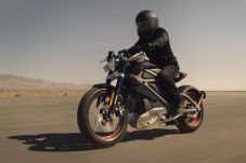 Waktu Kelahiran Harley...