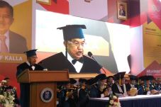 ITB Beri Gelar Doktor...