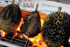 Sensasi Durian Bakar...