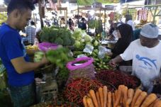 Terdampak Banjir, Harga...