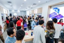 Ekspansi, Huawei New...
