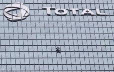 Dukung Protes, Spiderman...