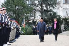 Temui Menhan Prancis,...