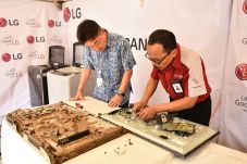 LG Buka Perbaikan dan...