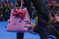 Balenciaga Rilis Koleksi...