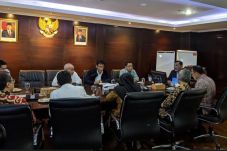 KPK Sambangi Luhut Pandjaitan,...