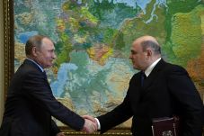 Putin Ajukan Pemimpin...