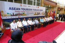 Profesional Pariwisata...