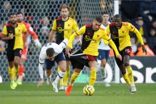 Watford Hambat Langkah...