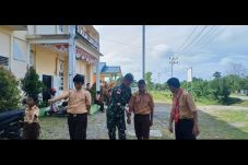 Prajurit TNI Ajari Penyandang...