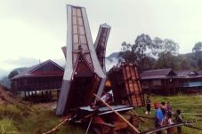 Puting Beliung Rusak...