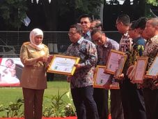 PEPC Raih Penghargaan...