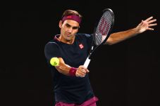Ditonton Istri, Federer...
