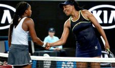 Venus Williams Takluk...