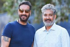 Ajay Devgn Tampil Berkarakter...