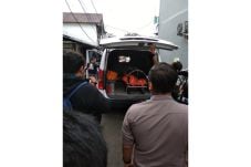 Tertabrak Kereta, Pria...
