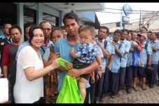 Bluebird Santuni Pengemudi...