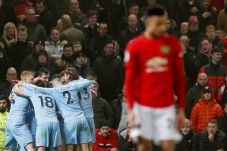 Burnley Runtuhkan Keperkasaan...