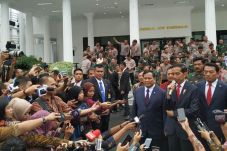 Anggaran Kemhan Paling...