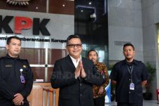 Alasan KPK Periksa Sekjen...