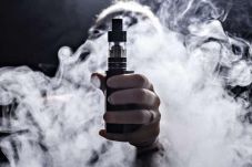 #FatwaHaramVape Trending...