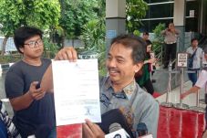 Roy Suryo Laporkan Petinggi...