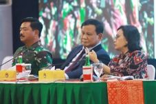 Dukung Pembelian Alutsista,...