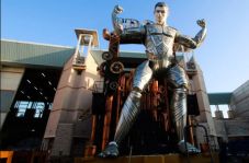 Robot Cristiano Ronaldo...