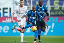 Radja Nainggolan Paksa...