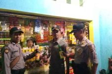 Razia Warung, Polres...