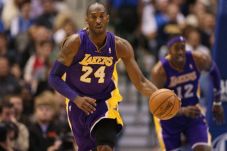 Hormati Kobe Bryant,...